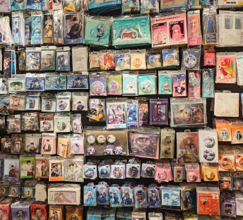 名侦探柯南-30周年纪念限定长方徽章-整盒（盒装8个入）